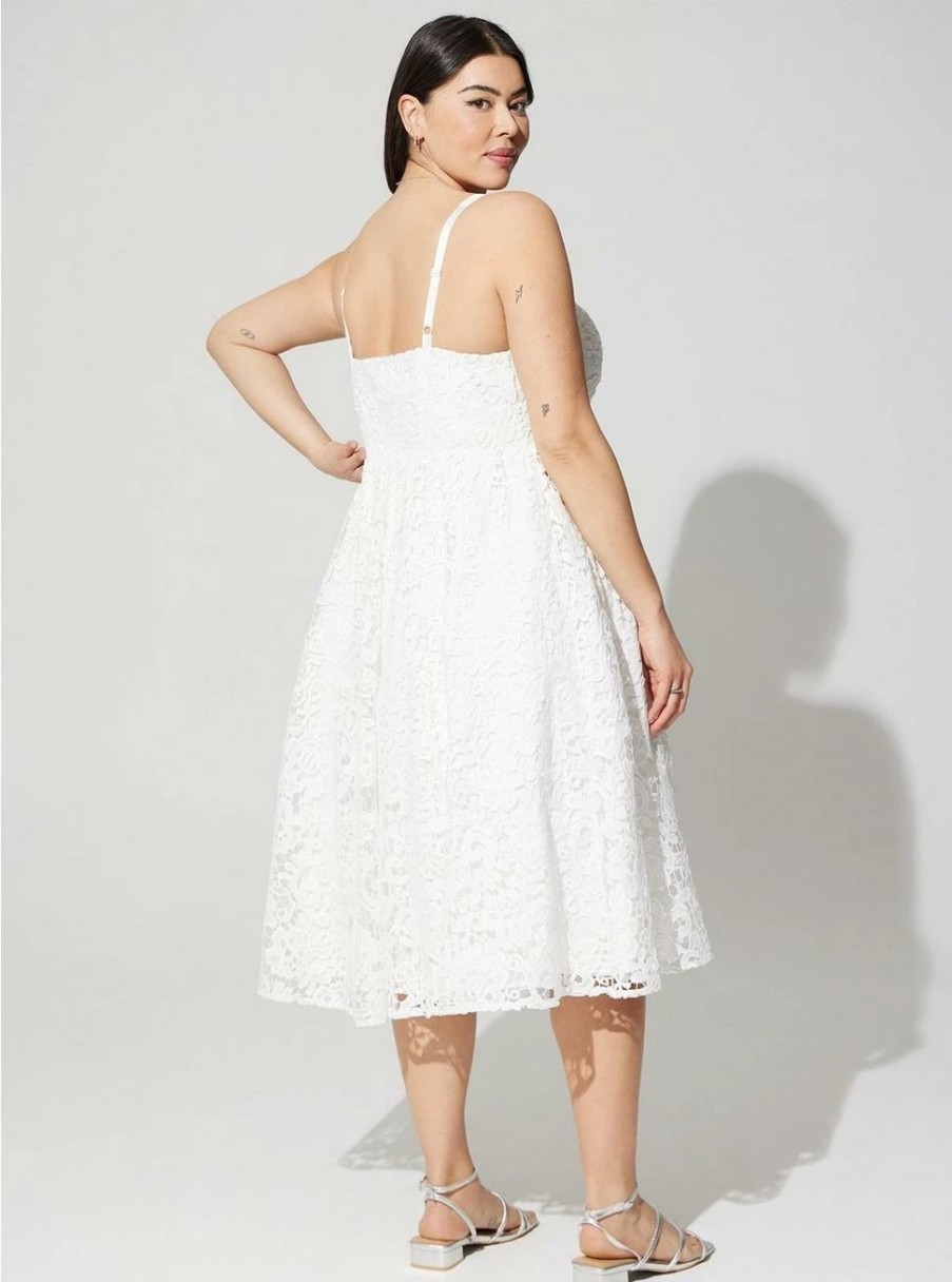 Dresses * | Torrid Midi Crochet Lace Sweetheart Dress