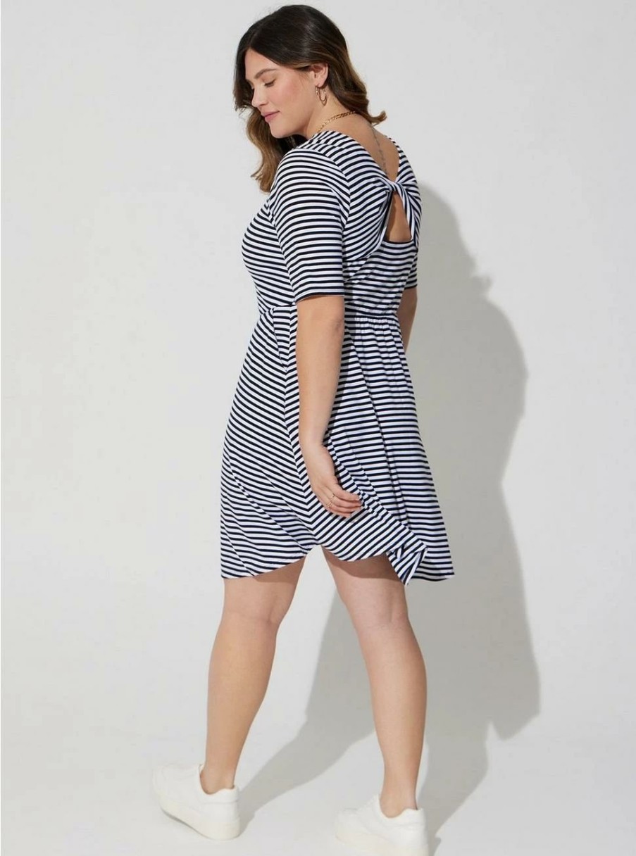 Dresses * | Torrid Mini Jersey Twist Back Skater Dress