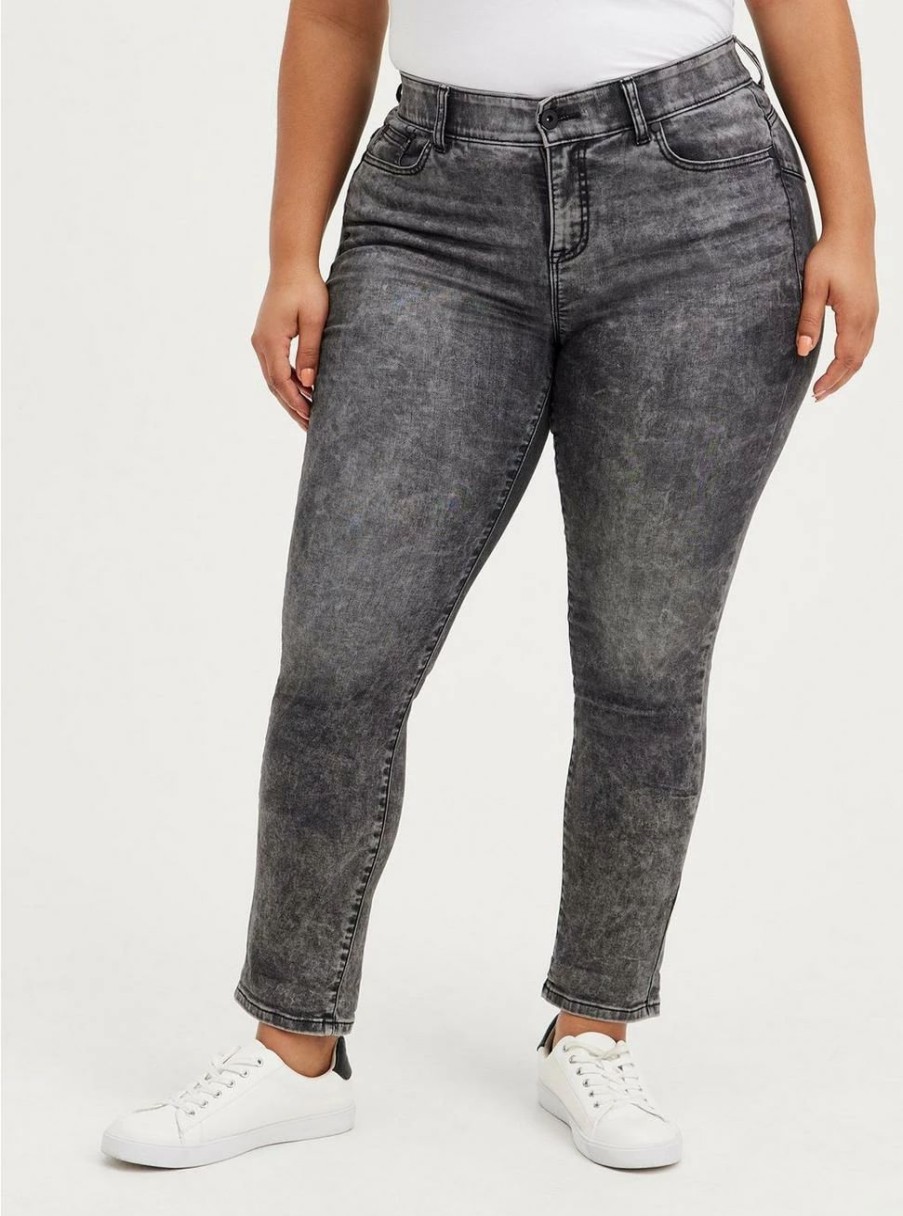 Jeans * | Torrid Bombshell Straight Premium Stretch High-Rise Jean