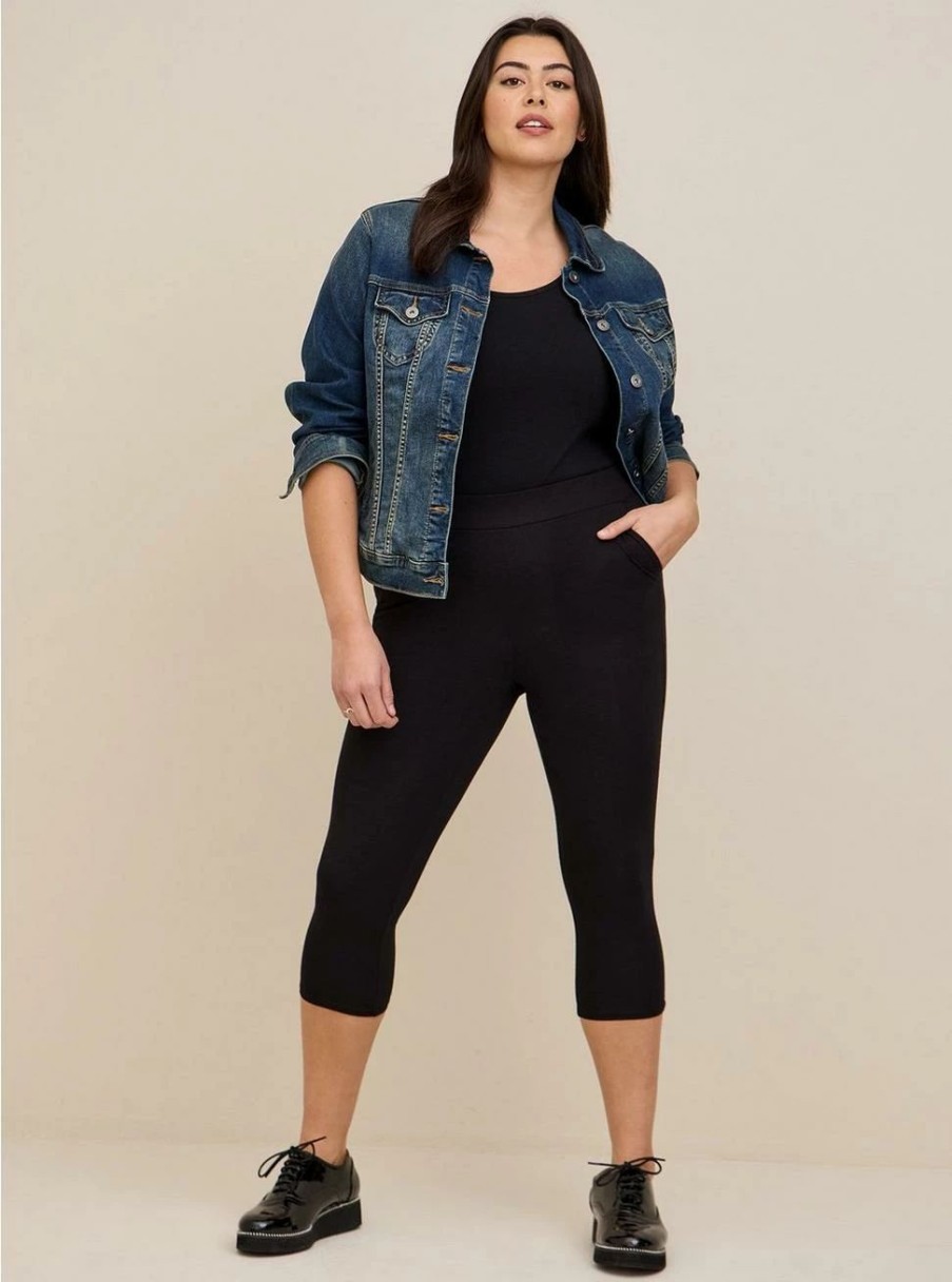 Bottoms * | Torrid Capri Signature Waist Pocket Legging